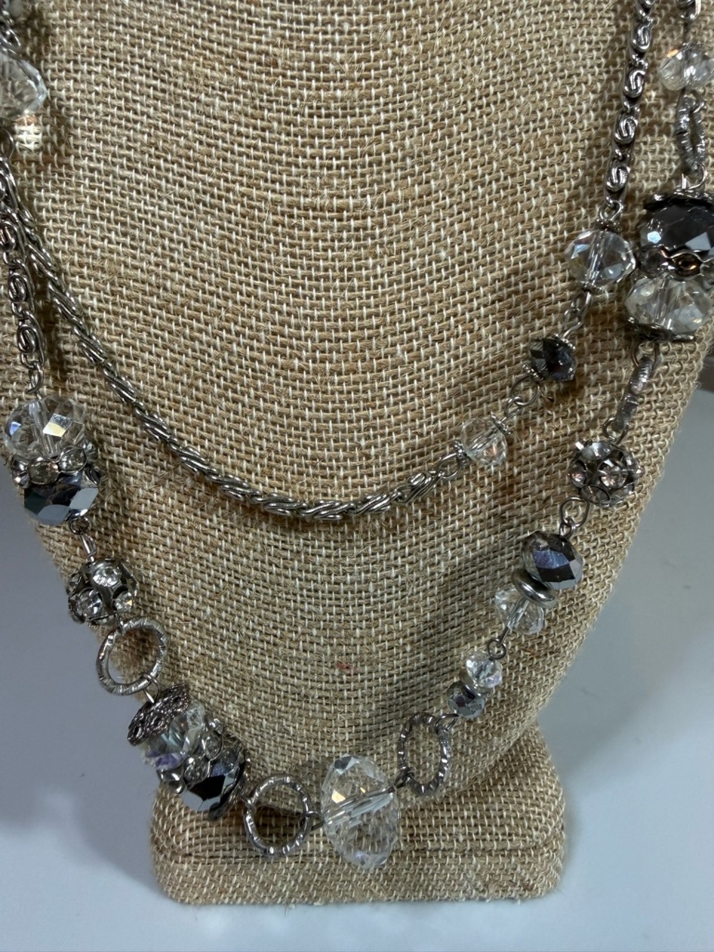 Vintage Y2K 20-inch Silver & Crystal Necklace V5 - Picture 2 of 4